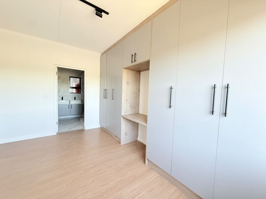 3 Bedroom Property for Sale in Sandown Western Cape